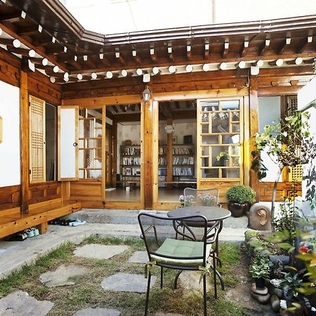 Vine Hanok Guesthouse Soul Exteriér fotografie